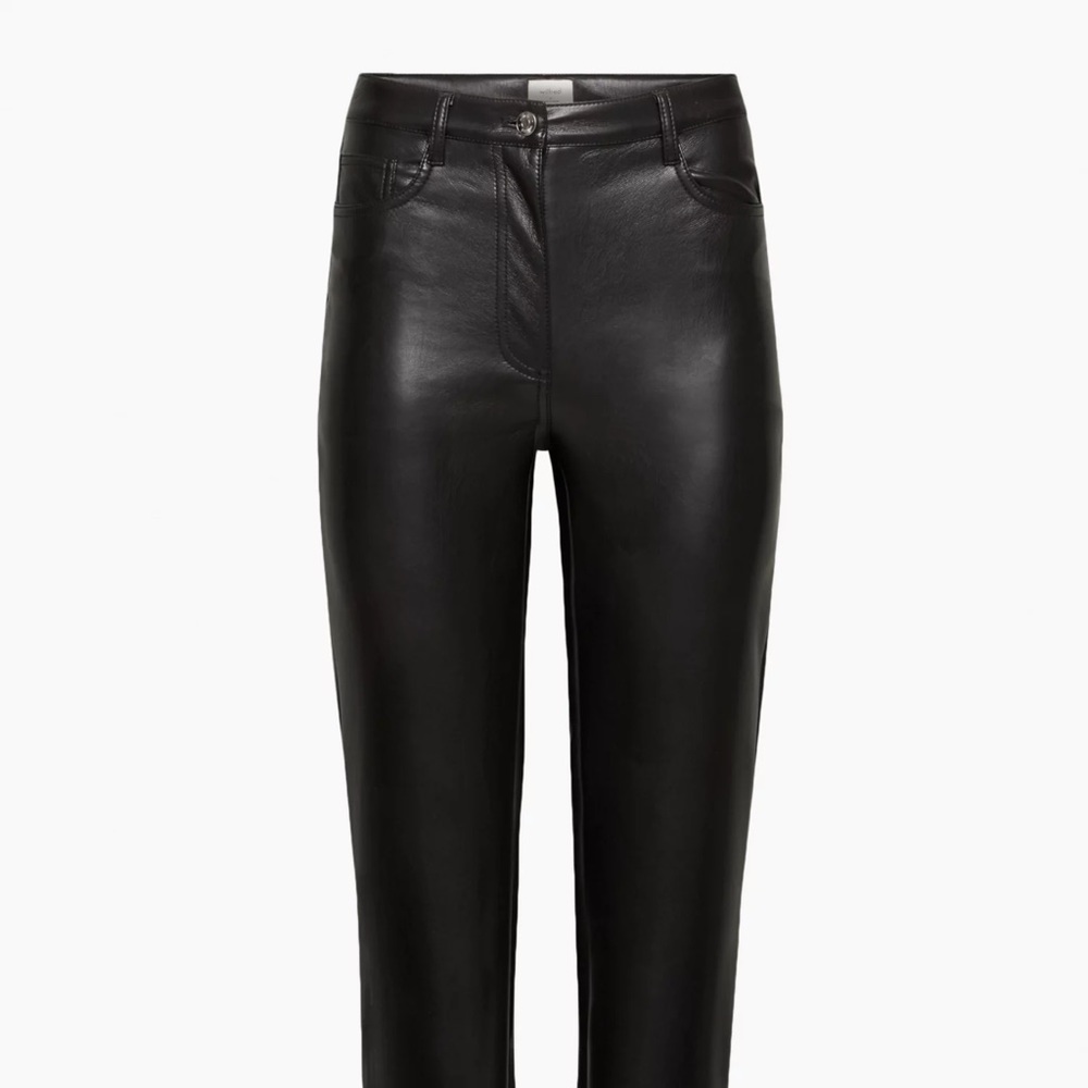 Aritzia Melina Pant color: black size: 0 short